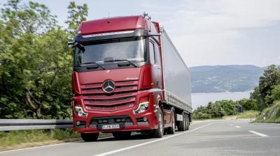 تصویر شماره 29 از آلبوم تصویر زمینه مرسدس بنز آکتروس (Mercedes Benz Actros)